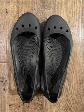 CROCS Black Women's Slip-On Ballet Flats
